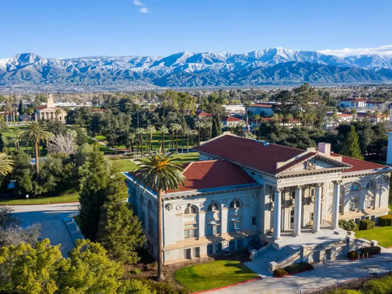 008_campus_and_snowy_mountains_drone_sc